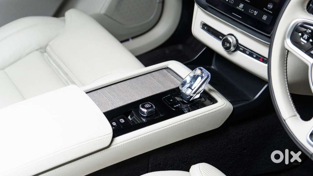 Volvo Xc 90 Hybrid, 2025, Petrol