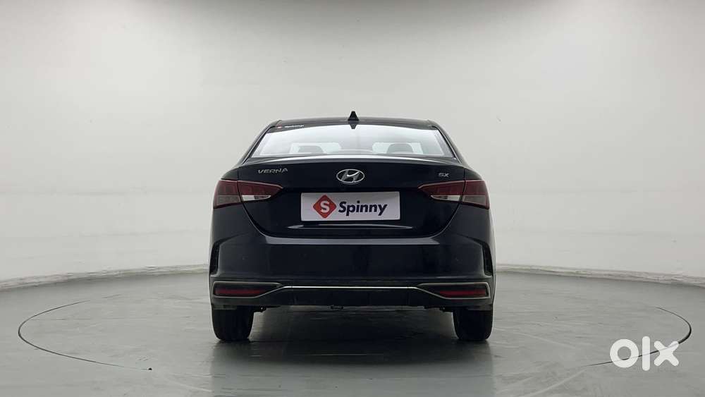 Hyundai Verna 1.5 Sx Vtvt Ivt, 2021, Petrol