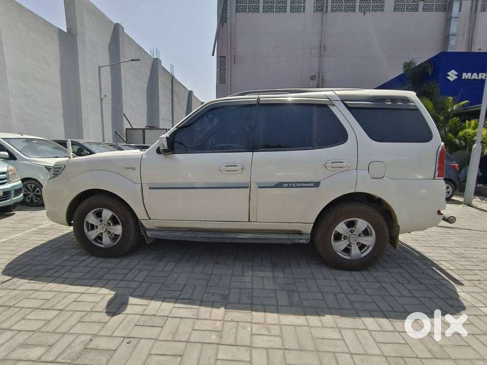 Tata Safari Storme [2012-2015] 2.2 Vx 4x2, 2017, Diesel