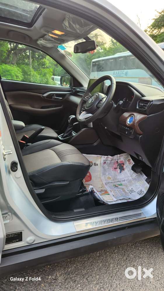 Toyota Urban Cruiser Hyryder 1.5 V Hybrid, 2024, Cng & Hybrids