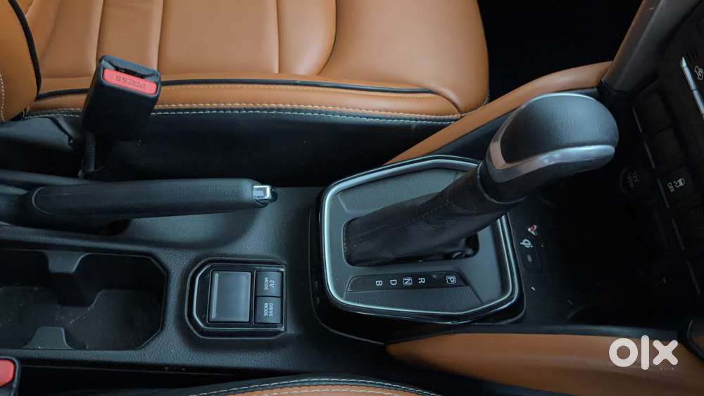 Maruti Suzuki Grand Vitara 1.5 Zeta Plus Intelligent Hybrid Ecvt, 20..