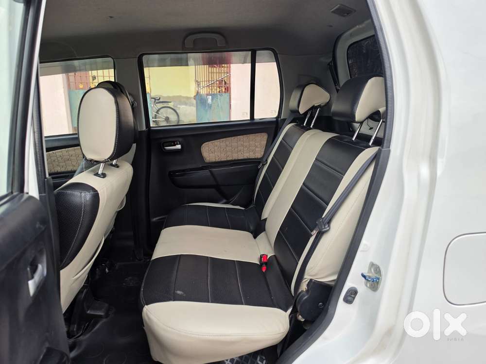 Maruti Suzuki Wagon R Vxi Amt1.2, 2018, Petrol