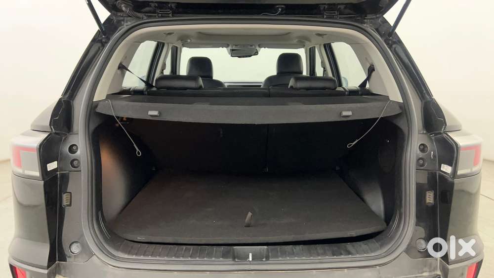 Hyundai Creta Sx (o) 1.5 Petrol Cvt Knight, 2025, Petrol