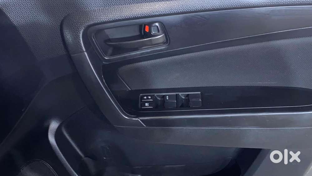 Maruti Suzuki Vitara Brezza 1.5 Vxi, 2021, Petrol