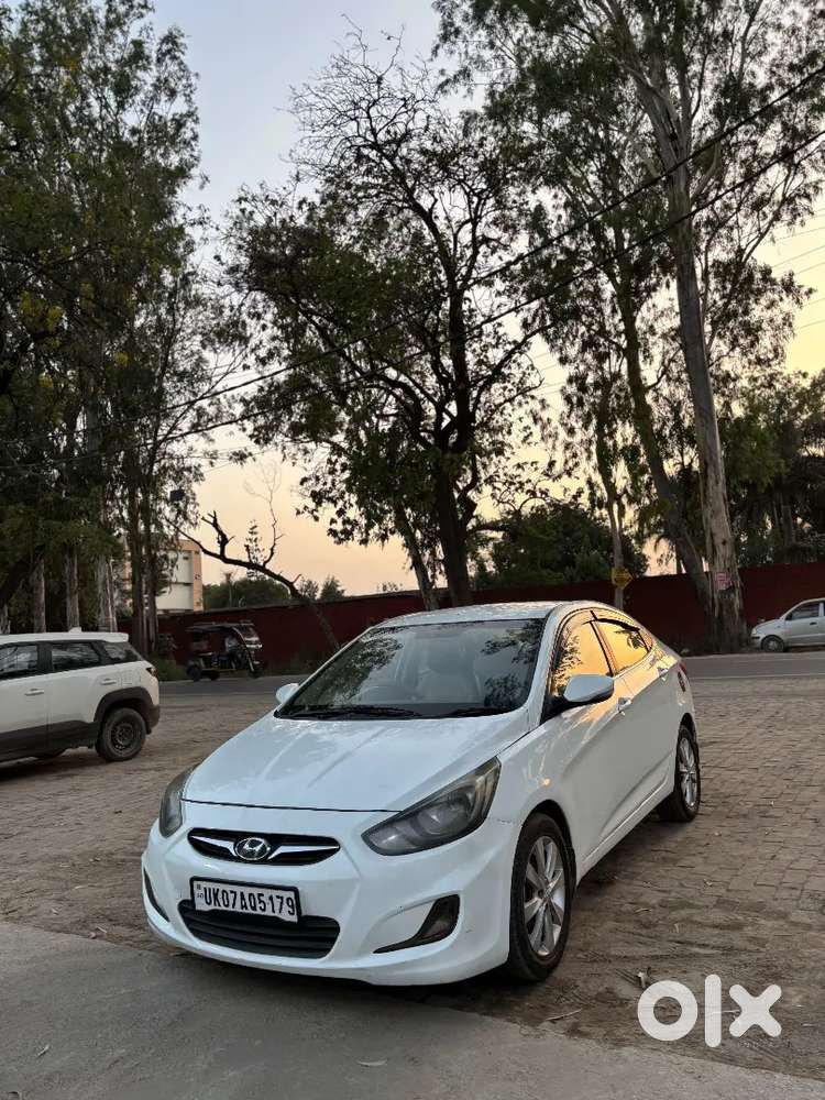 Verna 2012 Diesel Well Maintained Car