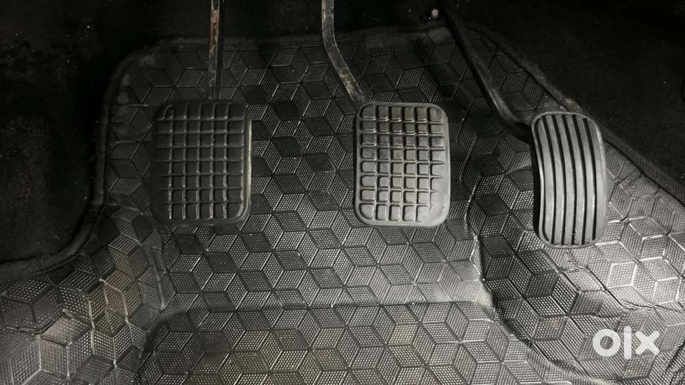 Tata Tiago Xe, 2018, Petrol