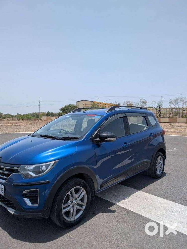 Renault Triber Rxz Easy-r Amt, 2022, Petrol