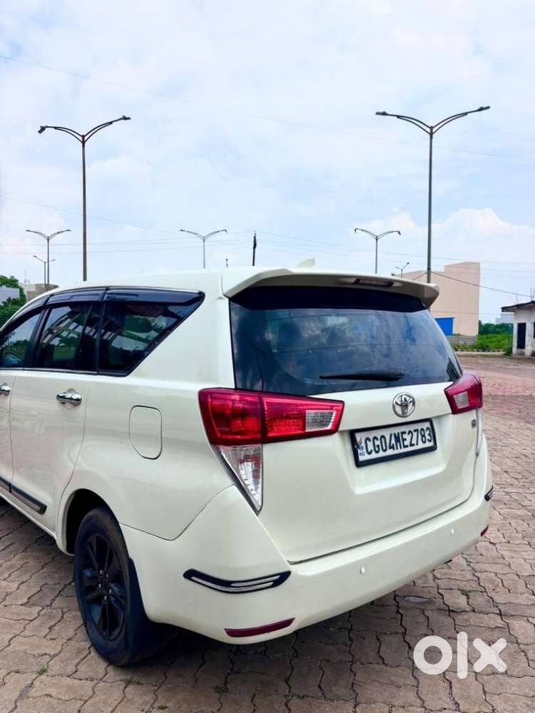 Toyota Innova Crysta 2.4 G Mt, 2018, Diesel