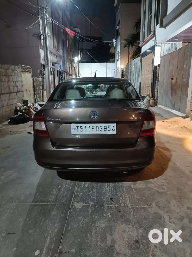 Skoda Rapid Automatic 2015