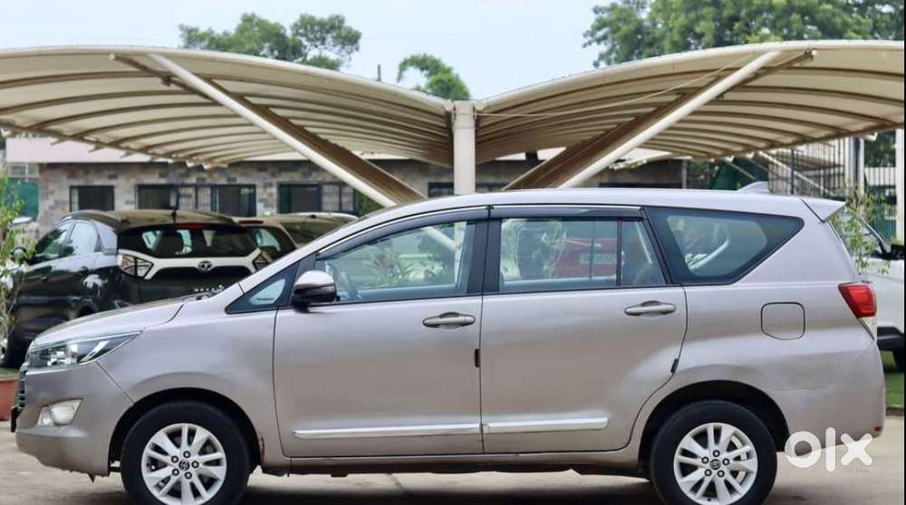Toyota Innova Crysta 2.8 Gx At, 2016, Diesel