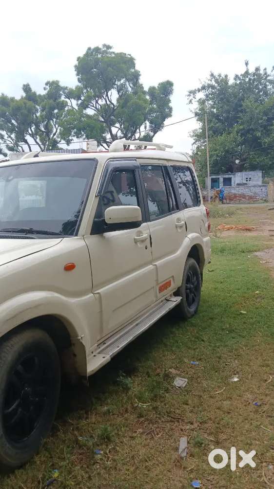 Mahindra Scorpio 2014 Diesel Well Maintained