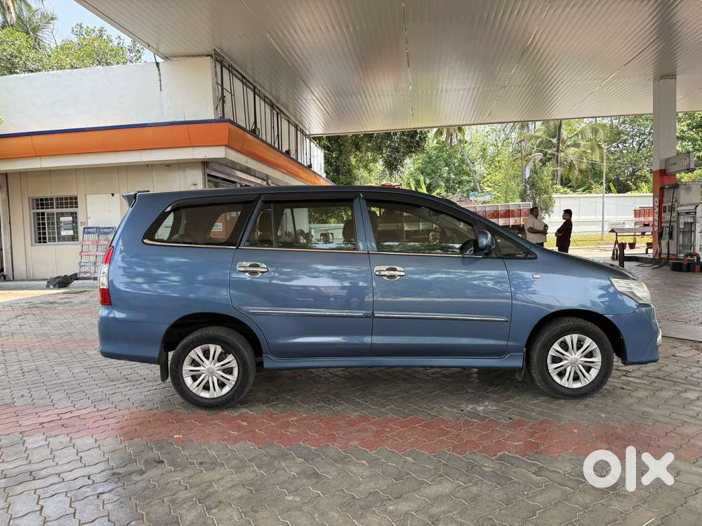 Toyota Innova 2.5 Gx 8 Str Bs-iii, 2012, Diesel