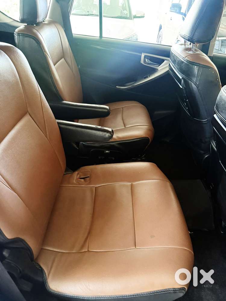 Toyota Innova Crysta 2.4 V 7 Str, 2017, Diesel