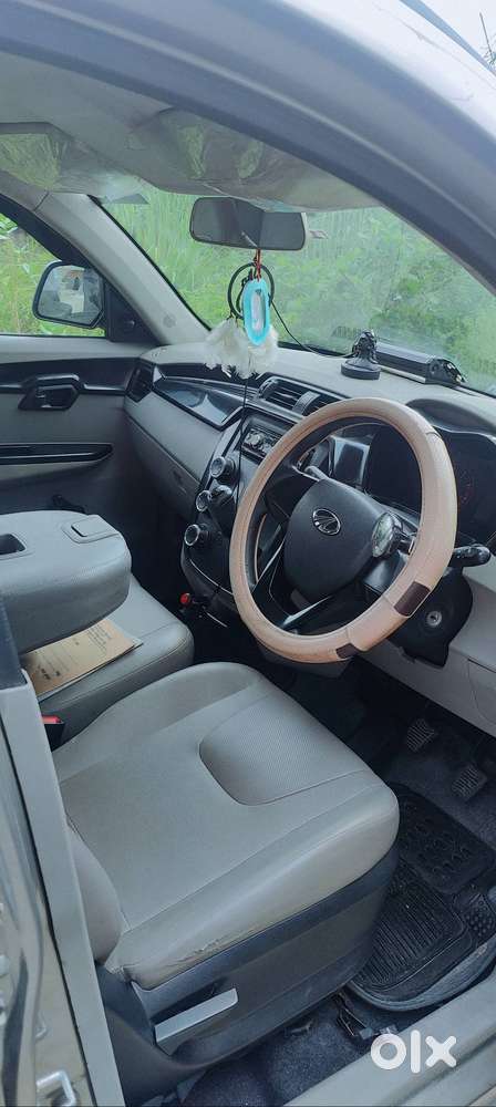 Mahindra Kuv100 Nxt 2017