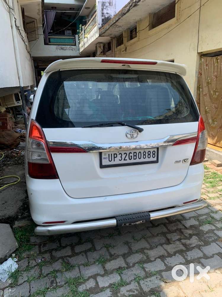 Toyota Innova 2015 Diesel Well Maintained