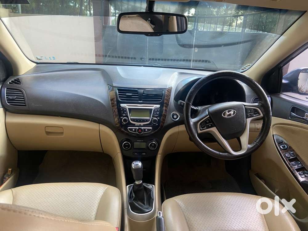 Hyundai Fluidic Verna 2012