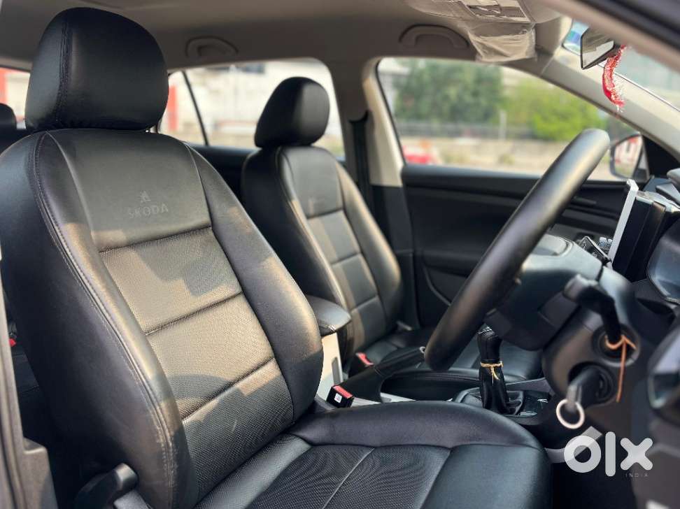 Skoda Kushaq 1.0 Tsi Active, 2023, Petrol