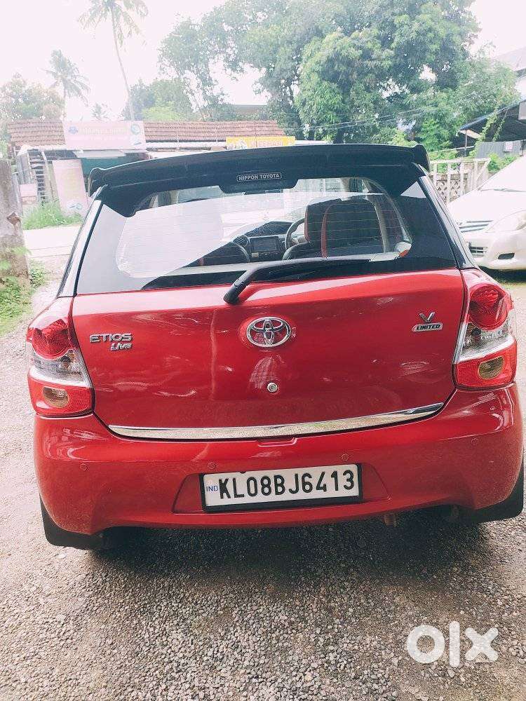 Toyota Etios Liva V Limited, 2016, Petrol