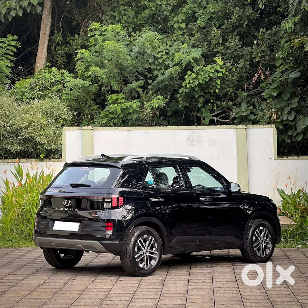 Hyundai Venue 1.0 Sx (o) Turbo Dct, 2024, Petrol