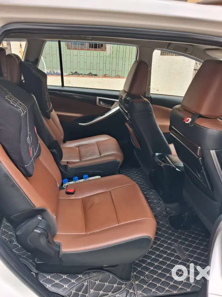 Toyota Innova Crysta 2.8z 2019