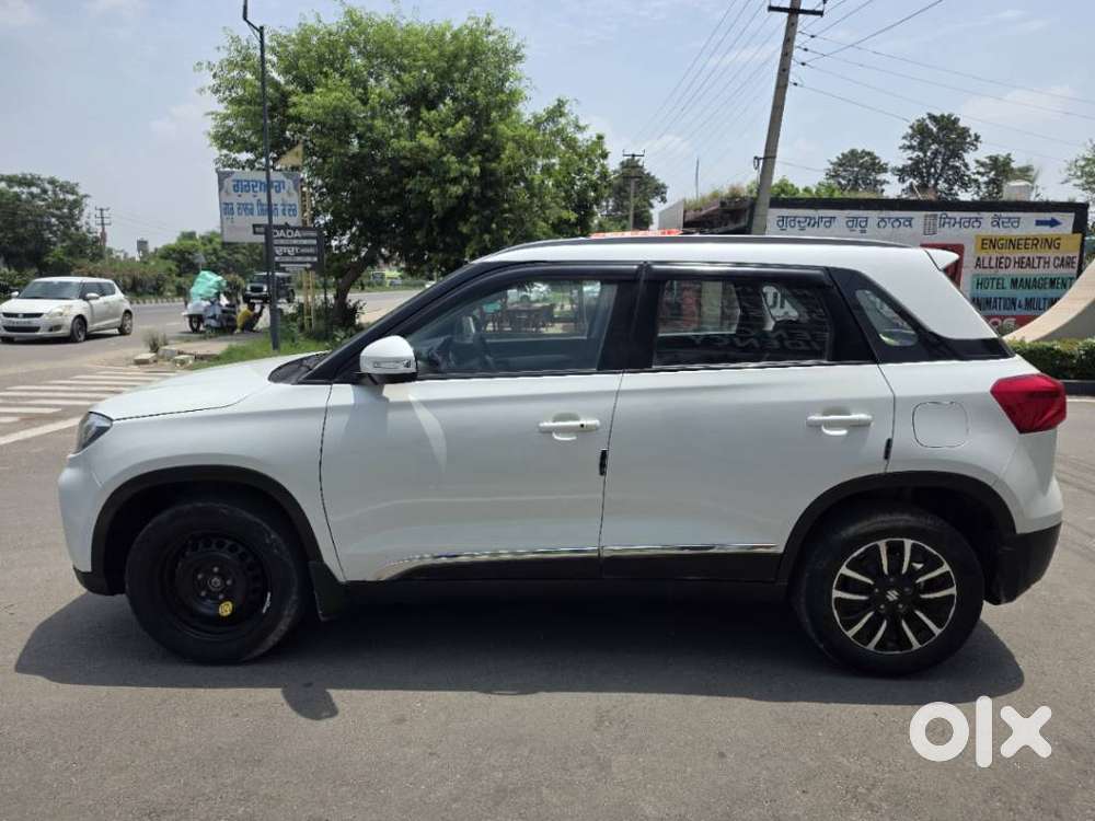 Maruti Suzuki Brezza 1.5 Zxi Plus Smart Hybrid, 2021, Petrol