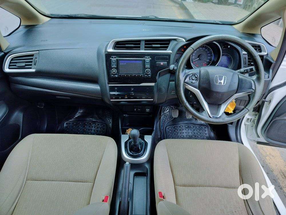 Honda Jazz V Mt Privilege, 2016, Petrol