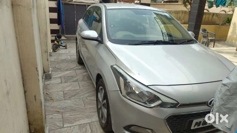 Hyundai Elite I20 2015 Petrol 60000 Km Driven