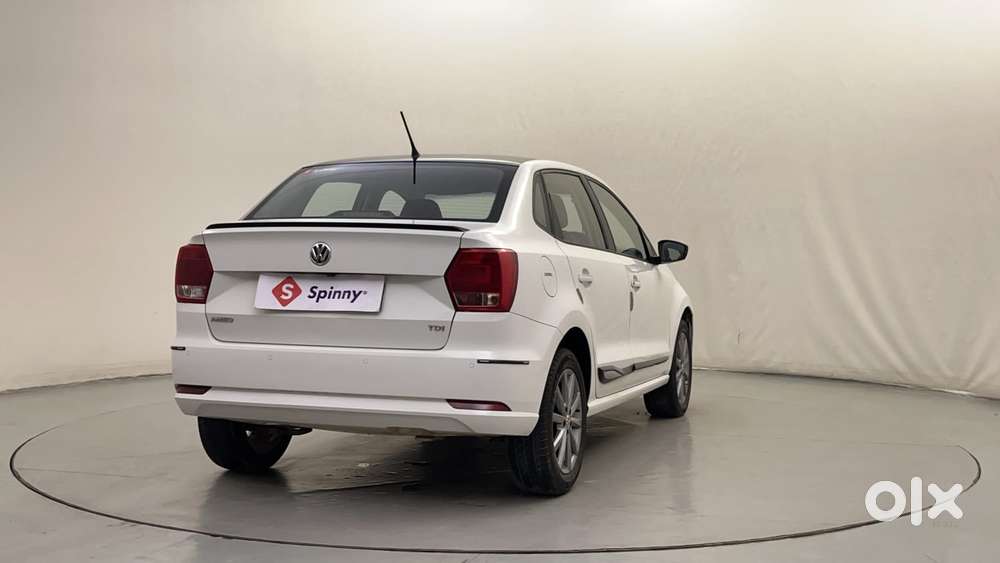 Volkswagen Ameo 1.5 Tdi Highline At 16 Alloy, 2019, Diesel