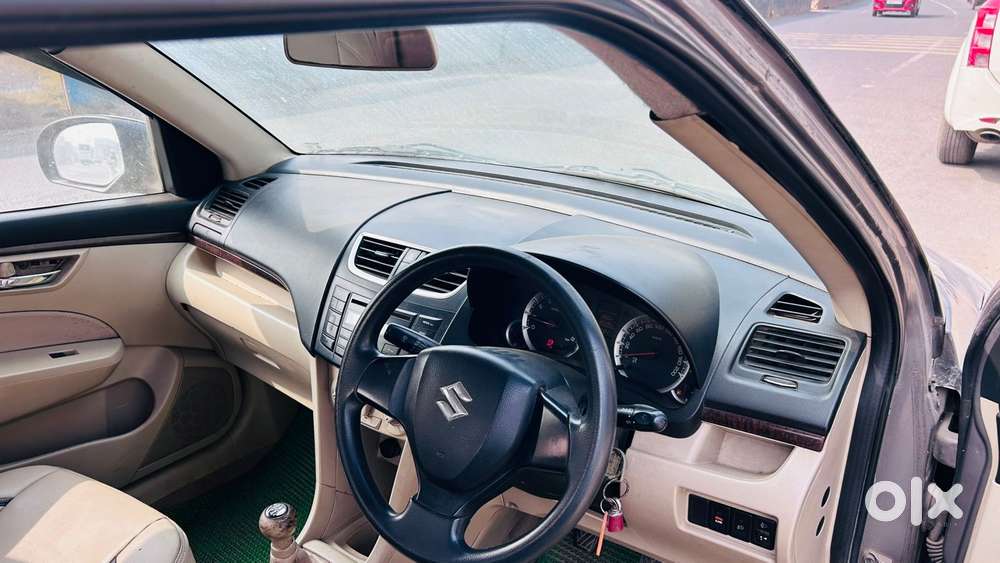 Maruti Suzuki Dzire 1.2 Vxi, 2013, Petrol