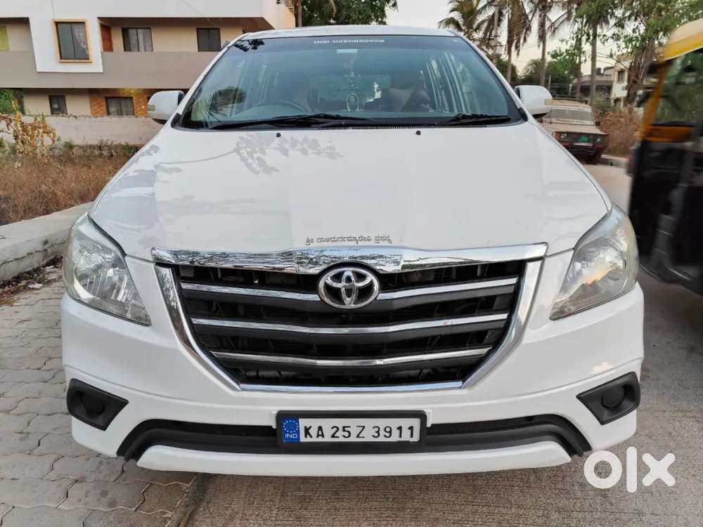 Toyota Innova 2.5 G 2012