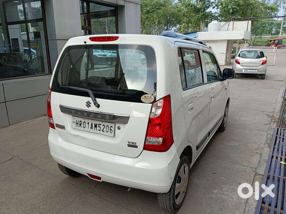 Maruti Suzuki Wagon R 1.0 Vxi Amt, 2015, Petrol