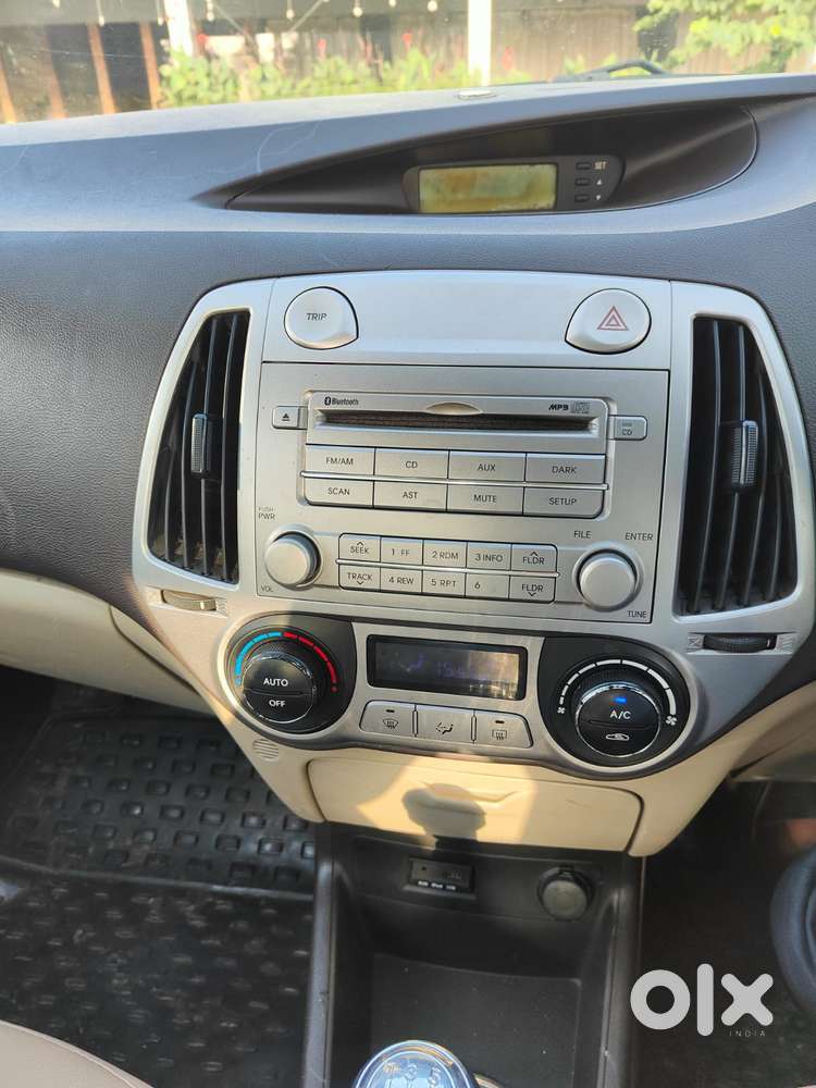 Hyundai I20 2010-2012 1.2 Sportz Option, 2011, Petrol