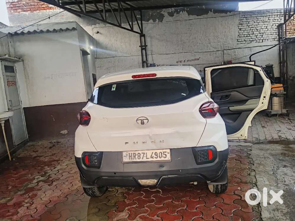 Good Condition Car New Jaisi Dealer Dur Rhe