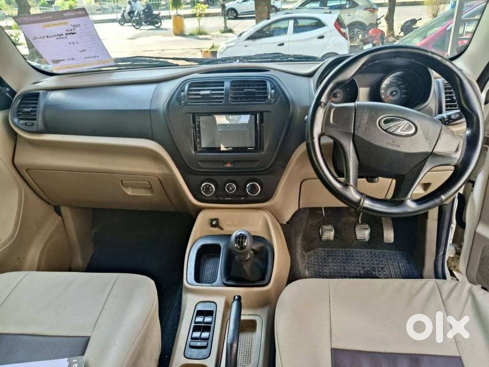 Mahindra Tuv 300 T4 Plus, 2020, Diesel