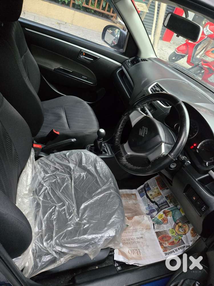 Maruti Suzuki Swift Vxi With Abs, 2012, Petrol
