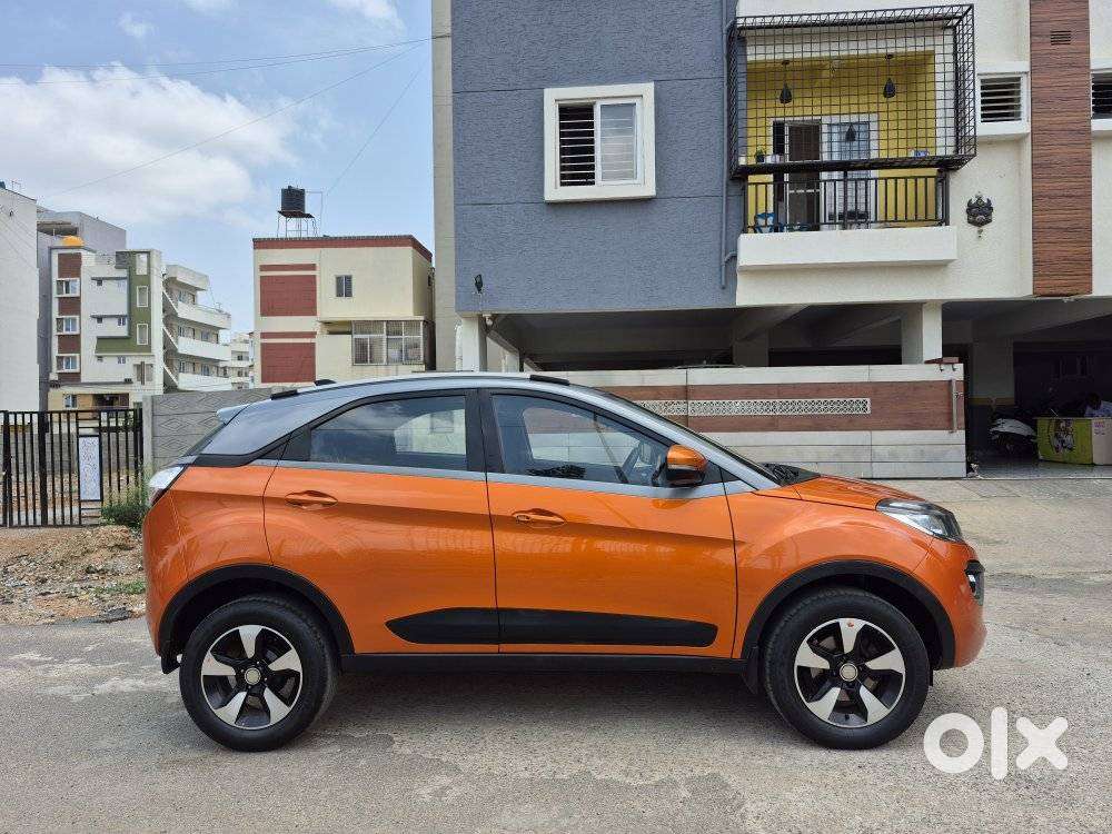 Tata Nexon 1.2 Revotron Xz Plus Dual Tone, 2019