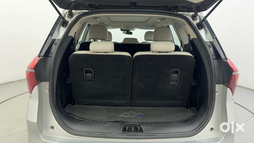 Mahindra Xuv700 2.0 Ax 7 Petrol At Luxury Pack Str, 2023, Petrol