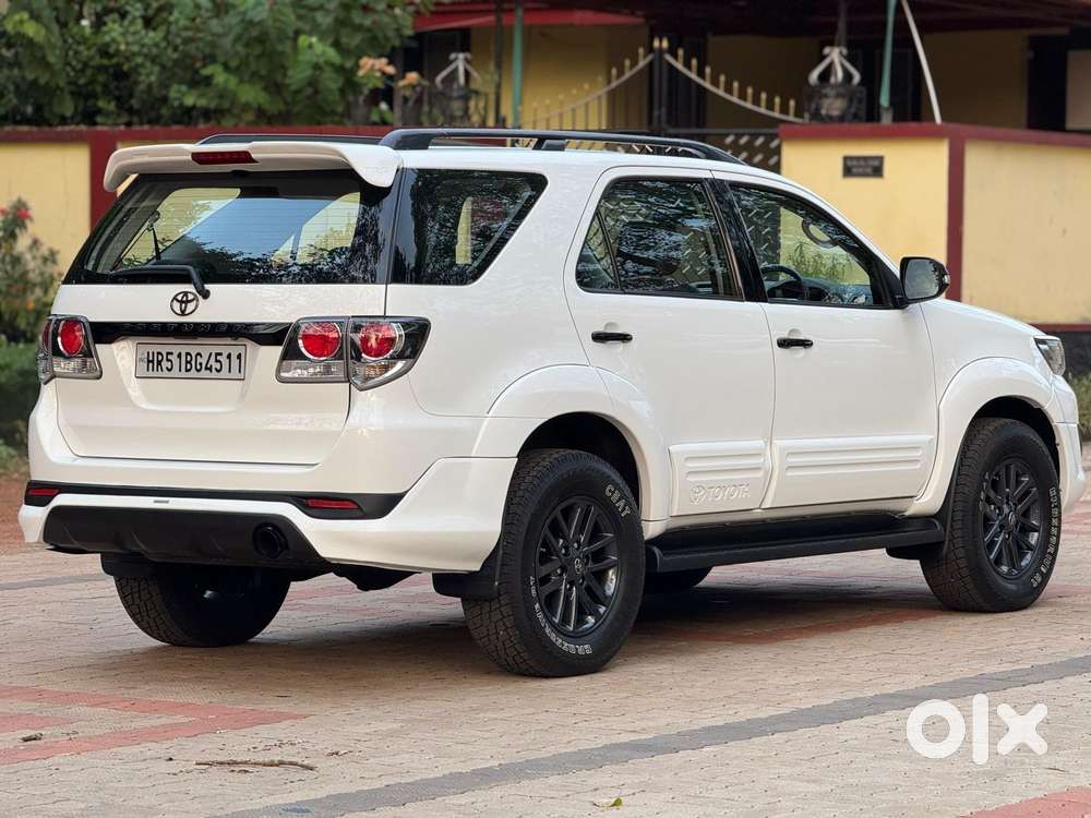 Toyota Fortuner 2011-2016 4x4 At, 2015, Diesel