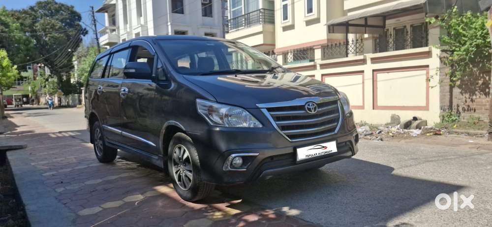 Toyota Innova 2.5 Vx 7 Seater Bs Iv, 2015, Diesel