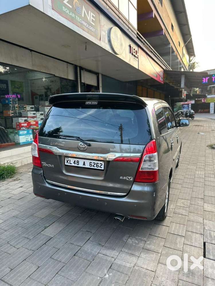 Toyota Innova 2009 Diesel Well Maintained