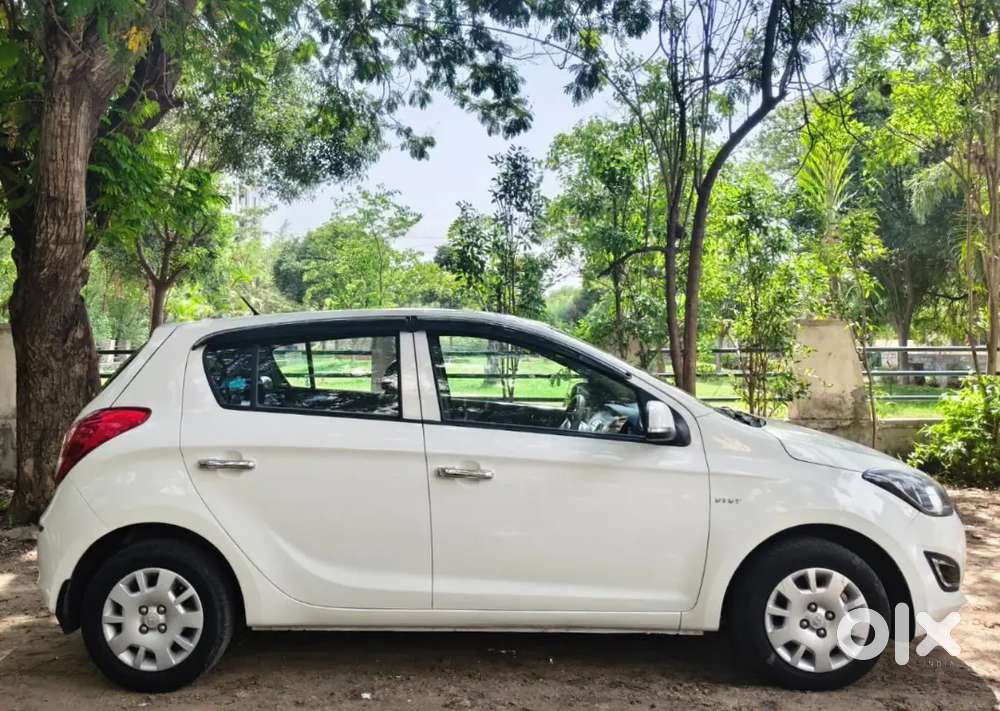 Hyundai I20 1.2l Magna Model 2012 Registration 2013 Good Condition