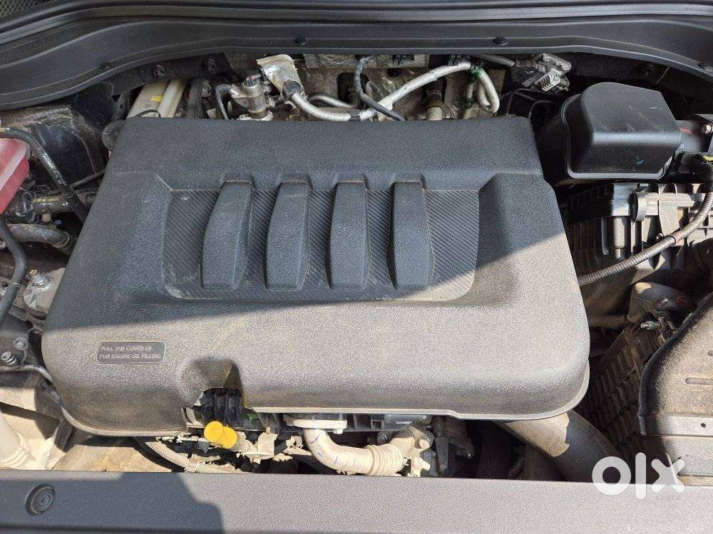 Mahindra Xuv700 2.2 Ax 7 Diesel Mt Luxury Pack Str, 2024, Diesel