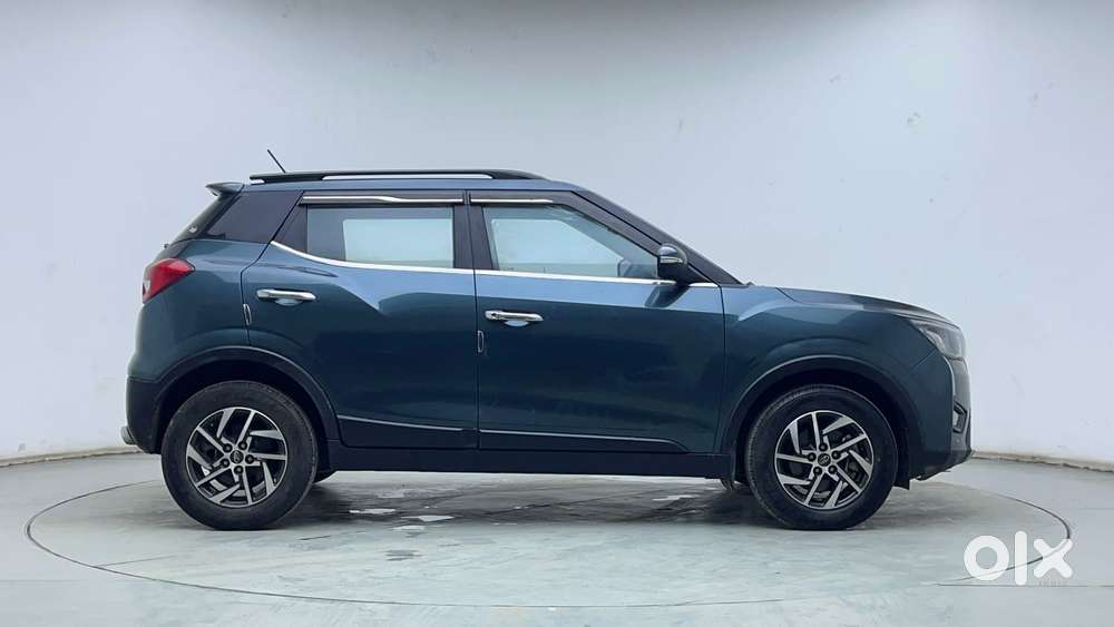 Mahindra Xuv300 W8 Option, 2022, Petrol