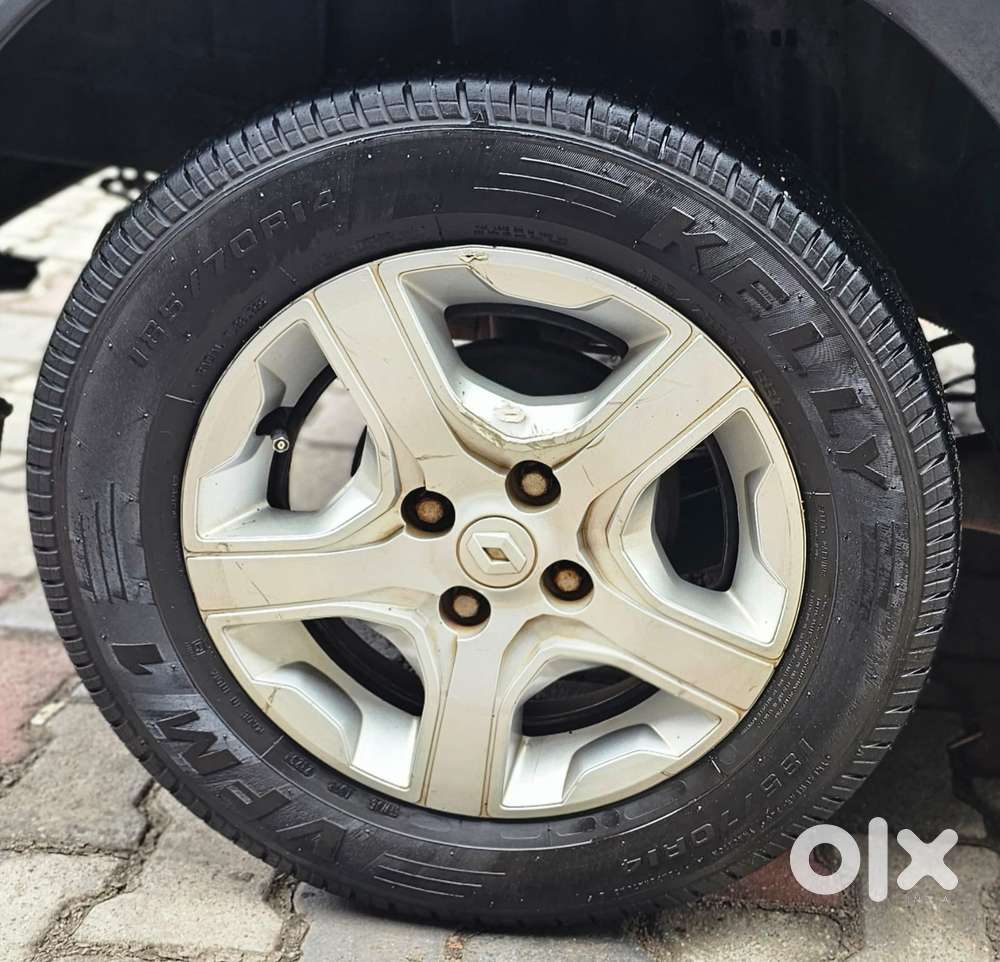 Renault Triber Rxz, 2019, Petrol