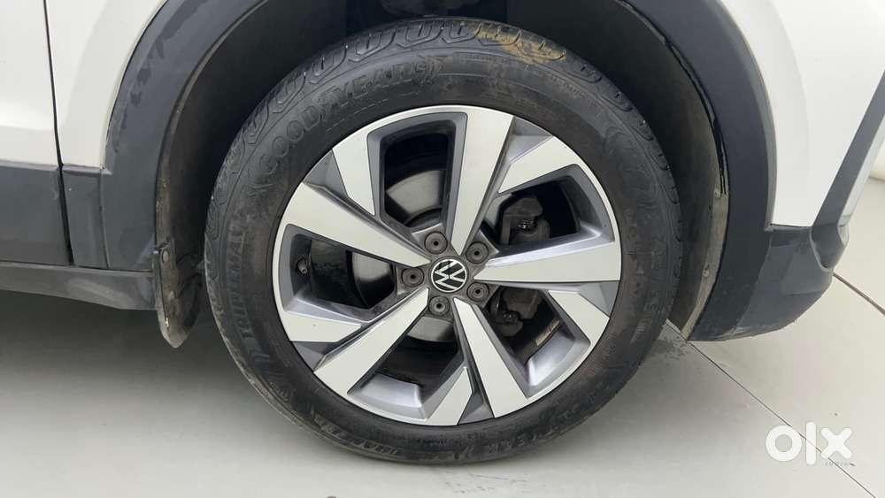 Volkswagen Taigun Topline 1.0 Tsi At (electric Seats), 2023, Petrol