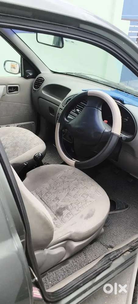 Ford Ikon Petrol Manual 2009