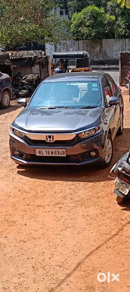 Excellent Condition Full Option Honda Amaze 2019 Petrol40000 Km Driven