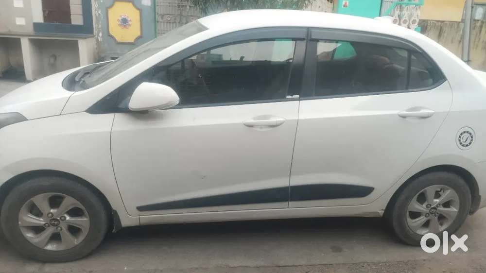 Hyundai Xcent 2017 Diesel Well Maintained