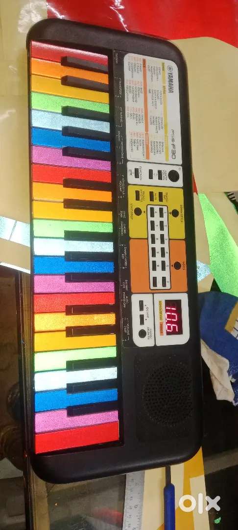 Full condition mein hai keyboard