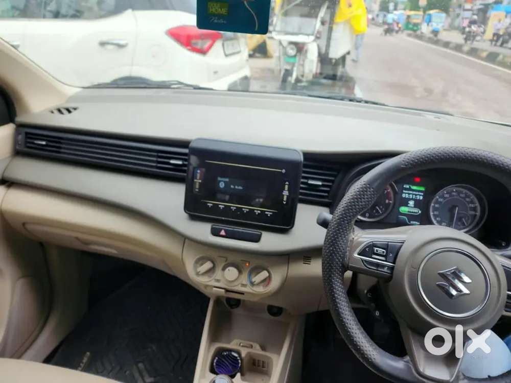 Maruti Suzuki Ertiga Vxi 2024